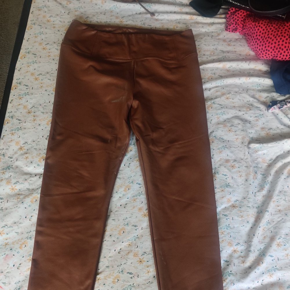Pant semi leather